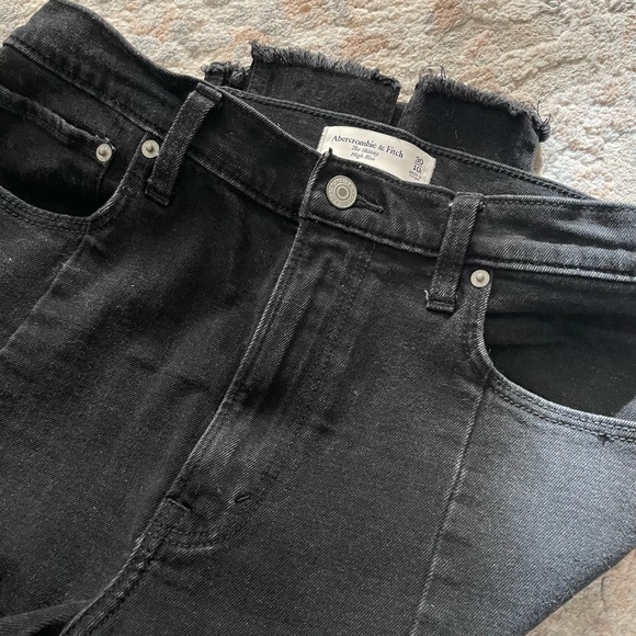 Abercrombie & Fitch The Skinny High Rose Black Jeans, 10L - Picture 4 of 5